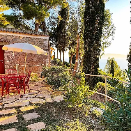 Vip View & Exclusive Access To The Sea Chalet