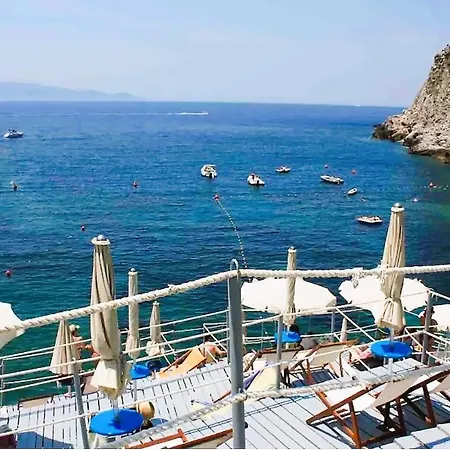 Vip View & Exclusive Access To The Sea